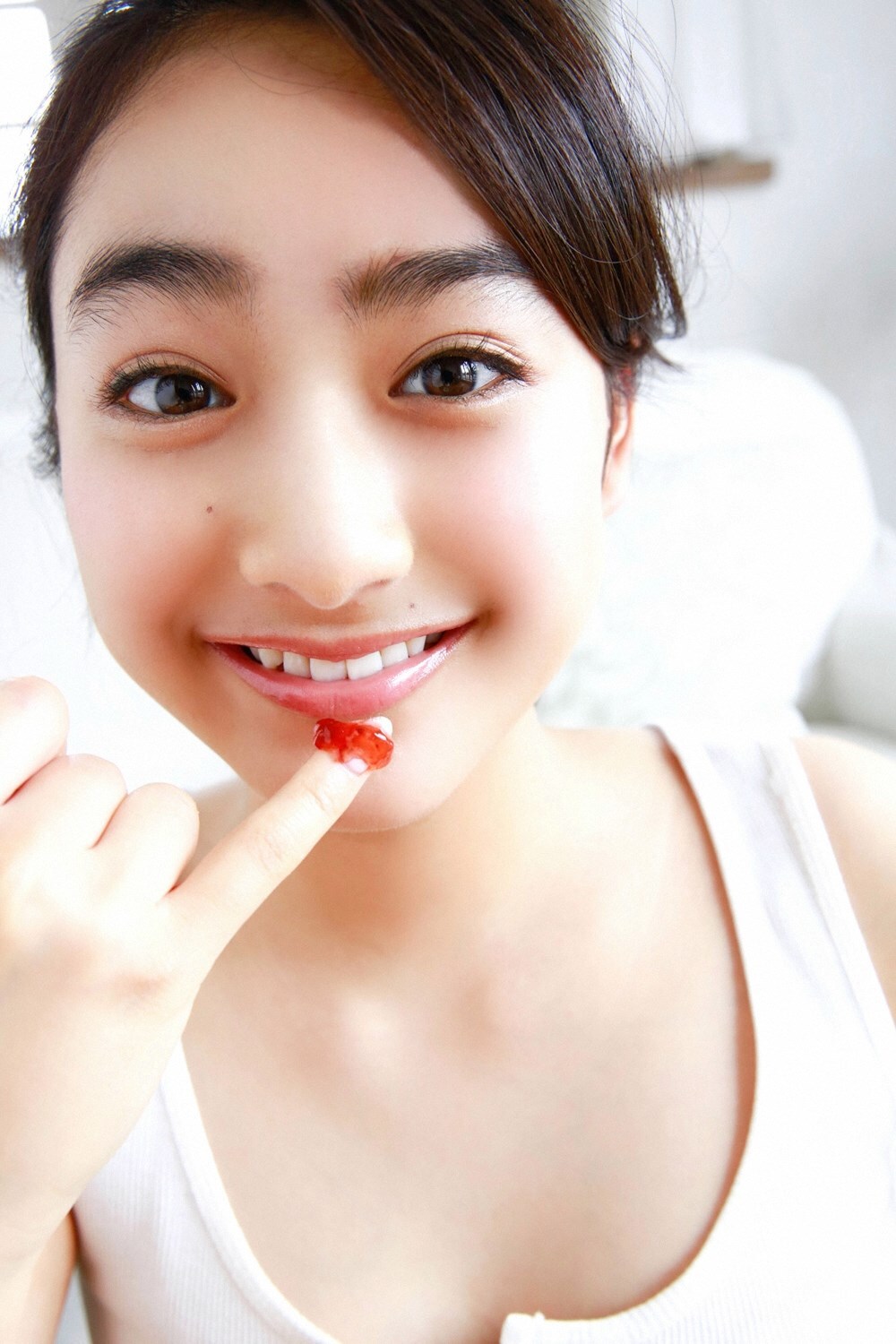 YS-Web-Vol.710 Yuna Taira 平祐奈